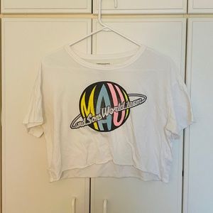 cropped white graphic tee